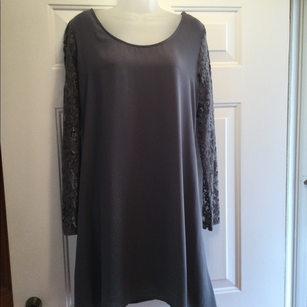 Gray lace sleeve Dress